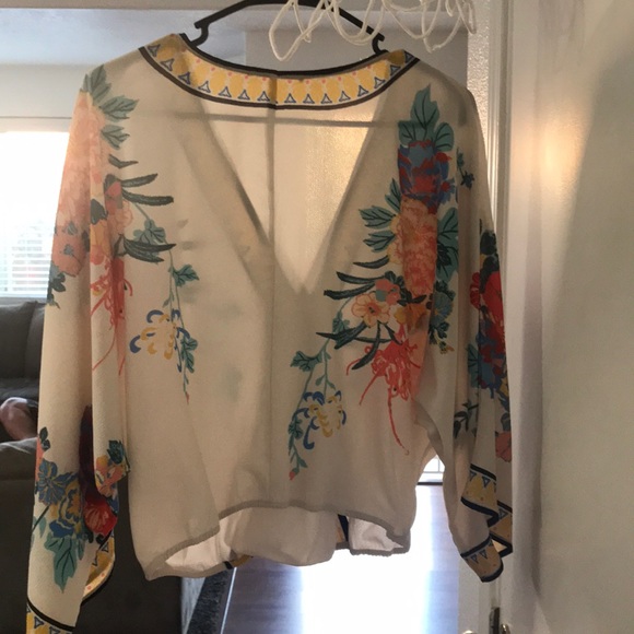 Blouse - Picture 2 of 2